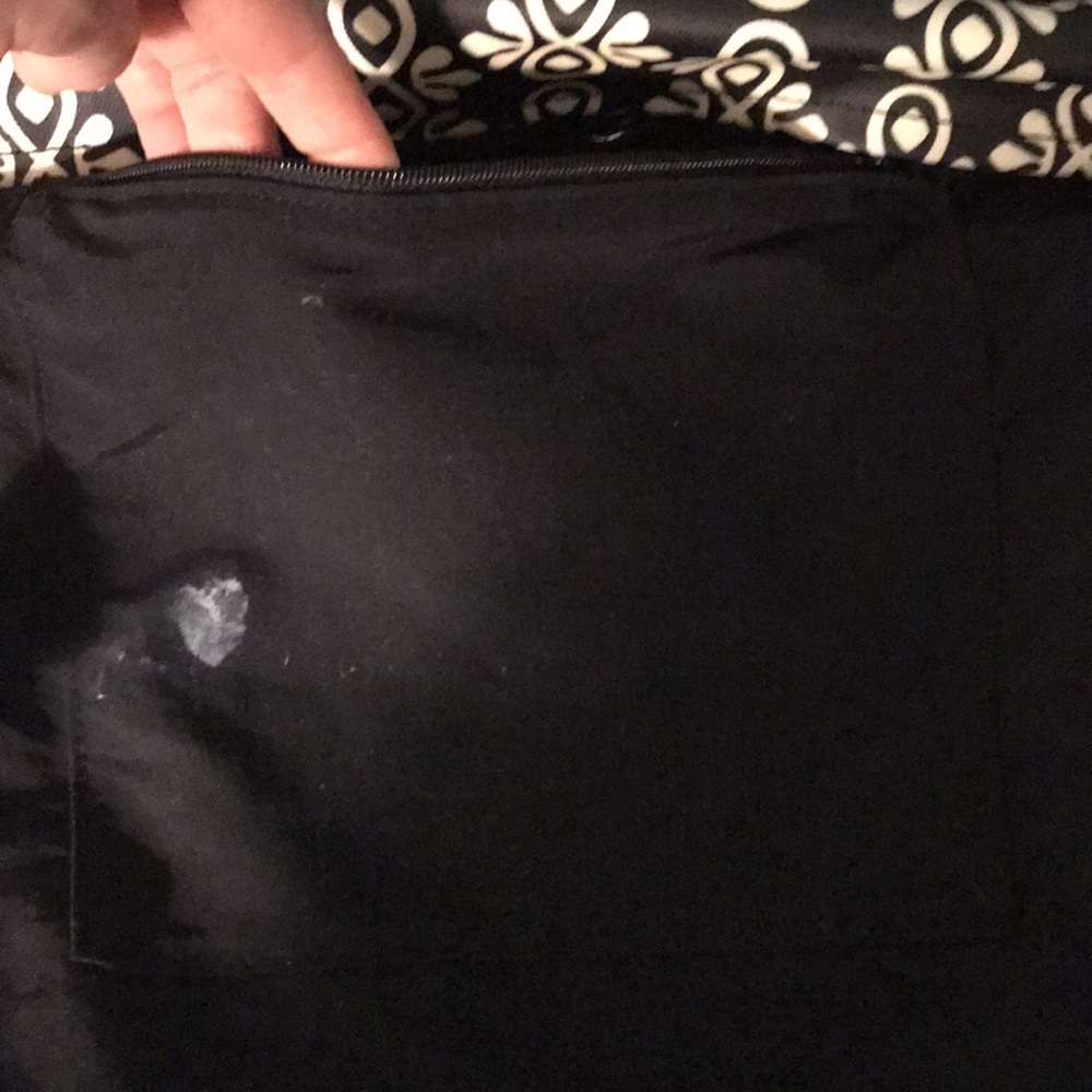Petunia Pickle Bottom Black & White w/ Blue Patterned Diaper Baby Bag Backpack - Picture 12 of 17